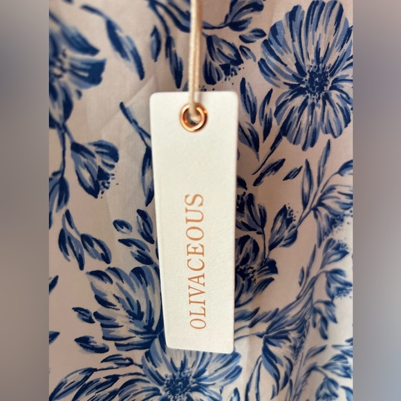 Olivaceous babydoll mini dress with spaghetti straps -size Medium - NWT - Picture 4 of 9